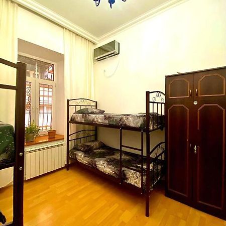 S T Hostel Formerly Sth Hostel バクー エクステリア 写真