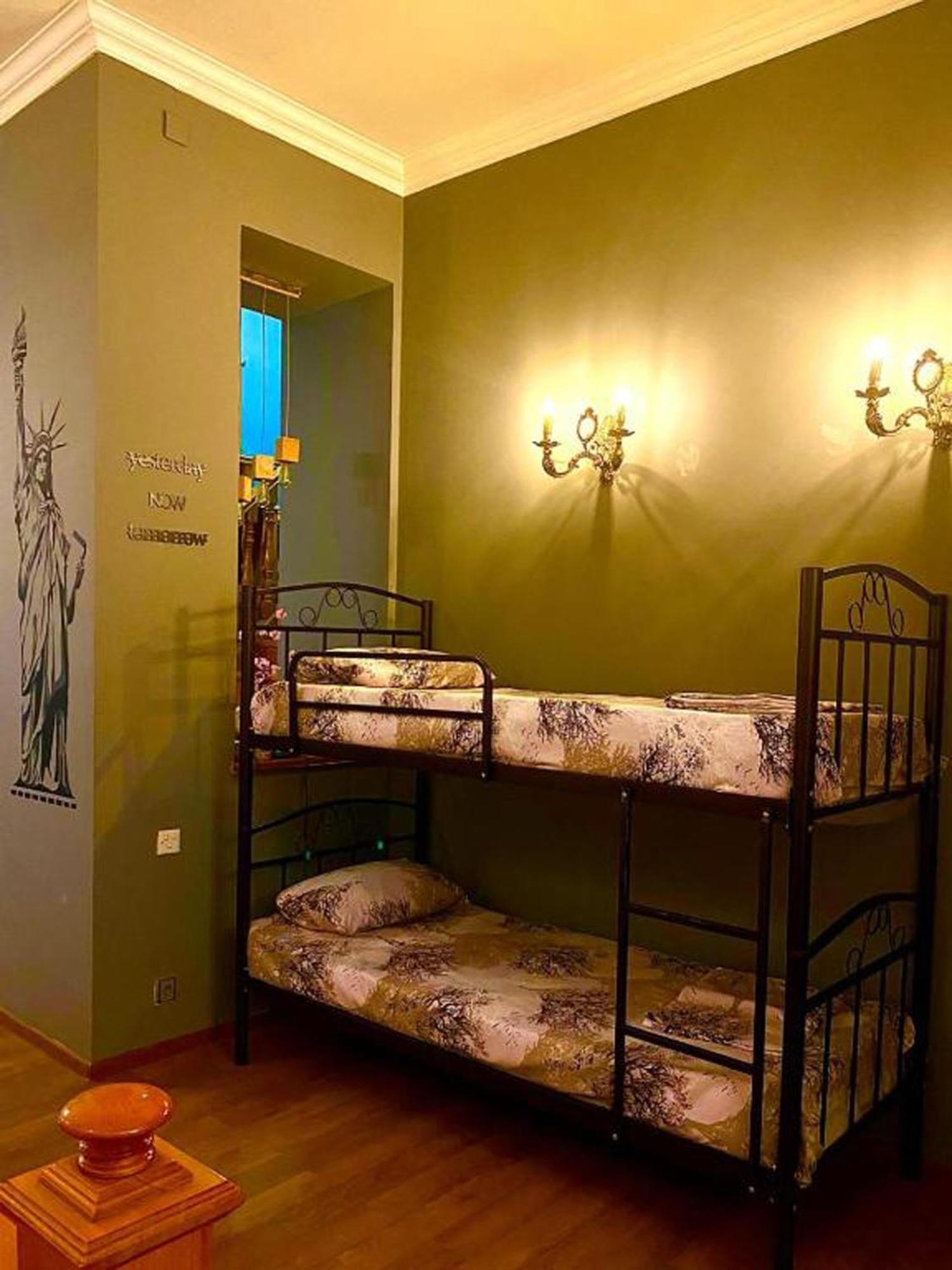 S T Hostel Formerly Sth Hostel バクー エクステリア 写真