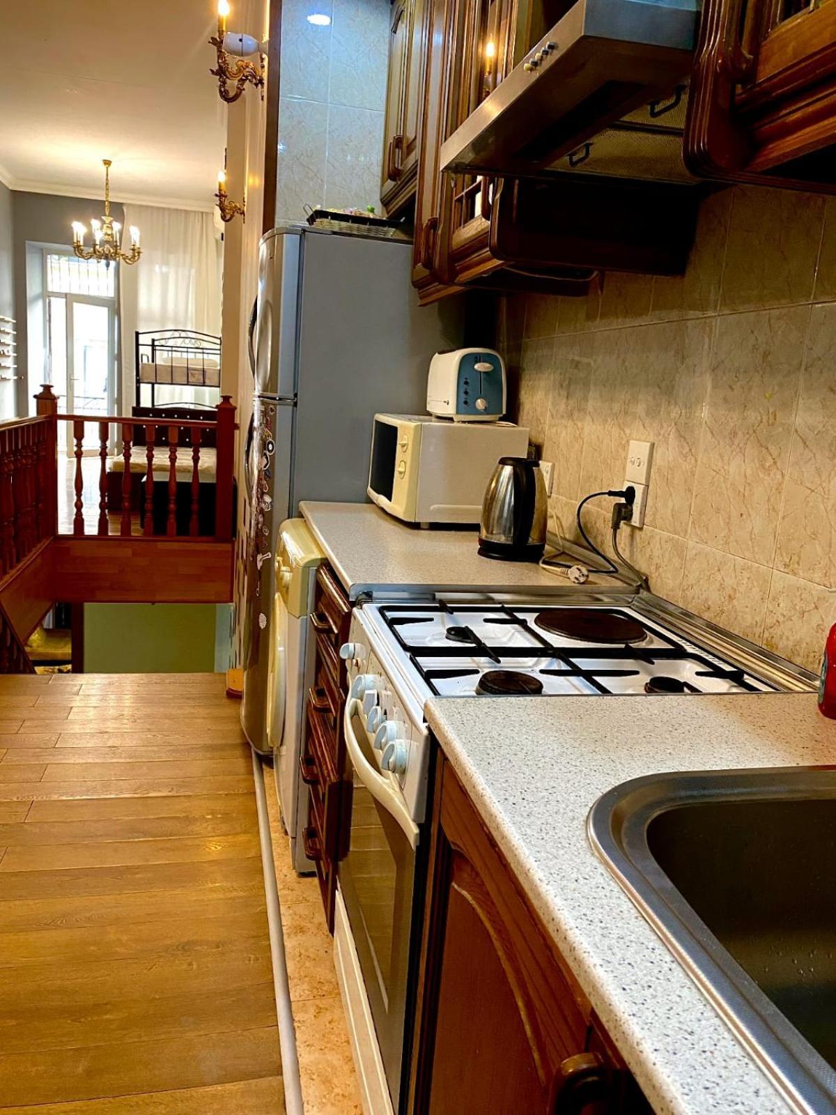 S T Hostel Formerly Sth Hostel バクー エクステリア 写真